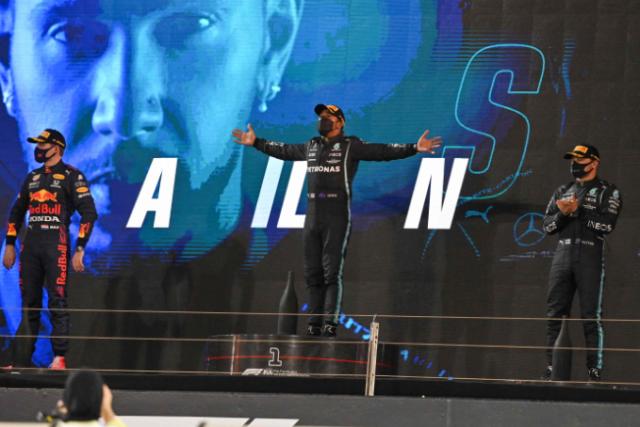 世界杯高清赛事直播地址-汉密尔顿再现强大实力 但梅奔的好日子快到头了